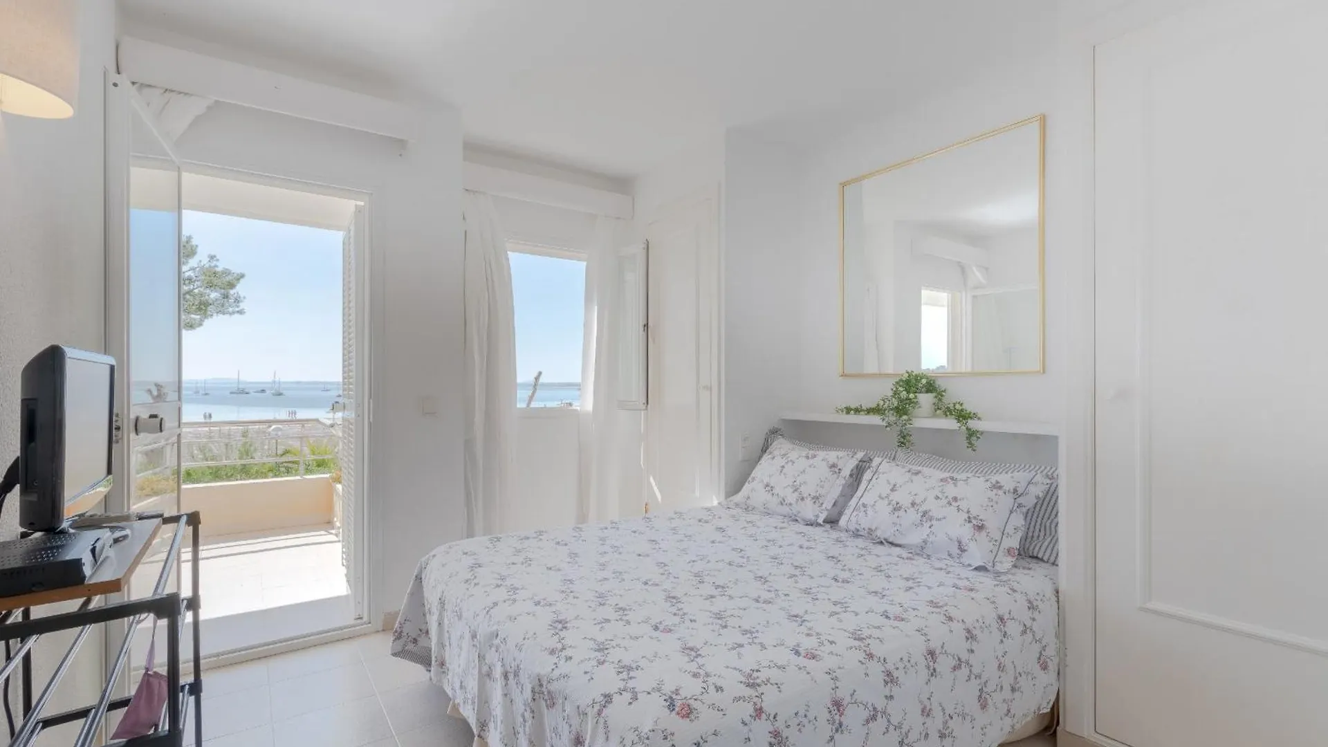 Yupihome Vista Al Mar Apartment Alcudia  İspanya